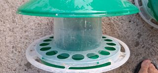 Comedero tolva para pájaros