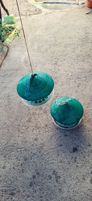 Comedero tolva para pájaros