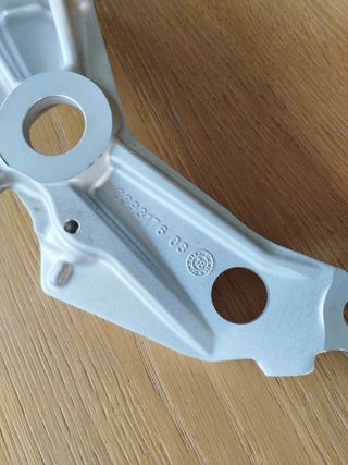 Soporte Estribo BMW F800GS/F850GS/F900GS Dcho