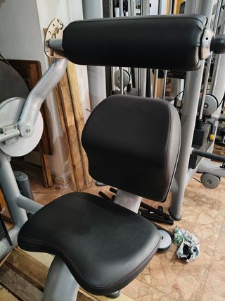 MAQUINA LUMBAR TECHNOGYM!