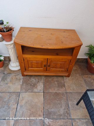 Mueble TV de madera