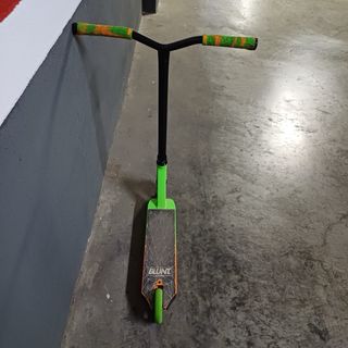 Patinete Scooter Freestyle Verde y Negro