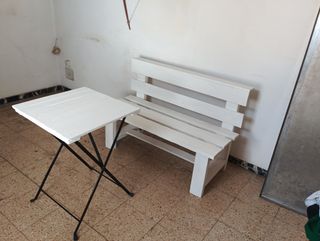 Conjunto mesa y banco de madera blanco