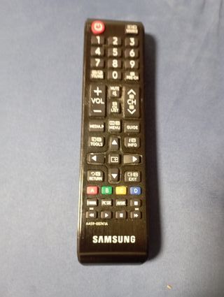 TV/Monitor SAMSUNG 22" Full HD - Mod.UE22D5003BW 