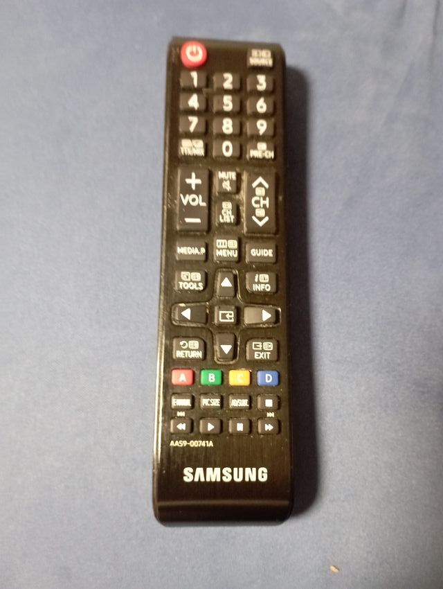 TV/Monitor SAMSUNG 22" Full HD - Mod.UE22D5003BW