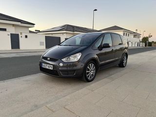 Ford S-MAX perfecto estado general 