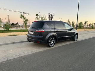 Ford S-MAX perfecto estado general 