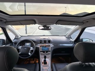 Ford S-MAX perfecto estado general 