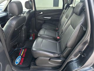 Ford S-MAX perfecto estado general 