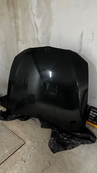 Capó BMW E92 Negro