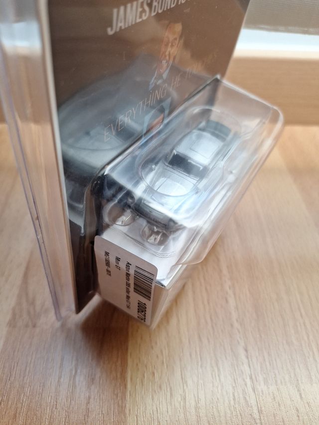 Aston Martin DB5 Goldfinger Mini GT 1:64