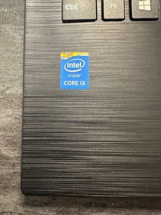 Portátil Toshiba i3 Negro