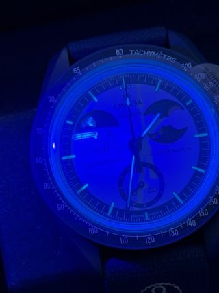 Swatch Omega Moonshine Snoopy September Popcorn