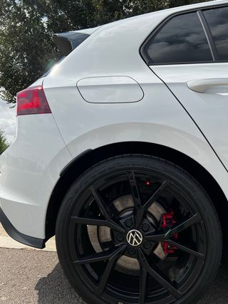 Volkswagen Golf GTI CLUBSPORT 2.0 TSI 300