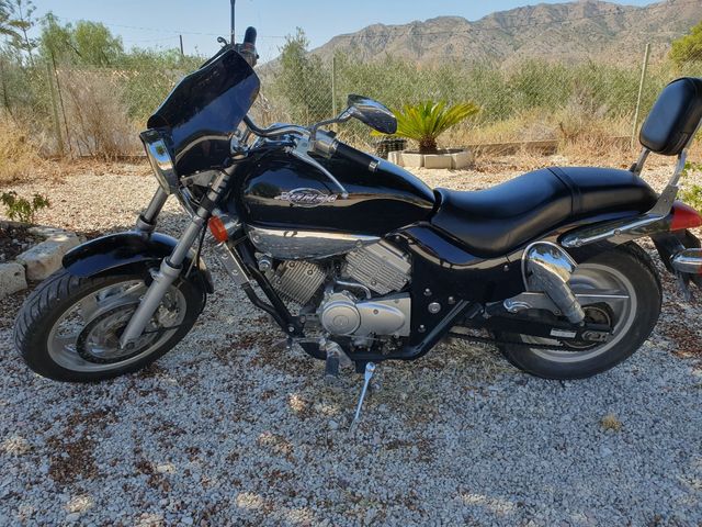 NEGOCIABLE!!! Kymco Venox 250cc - 7000km + REGALO