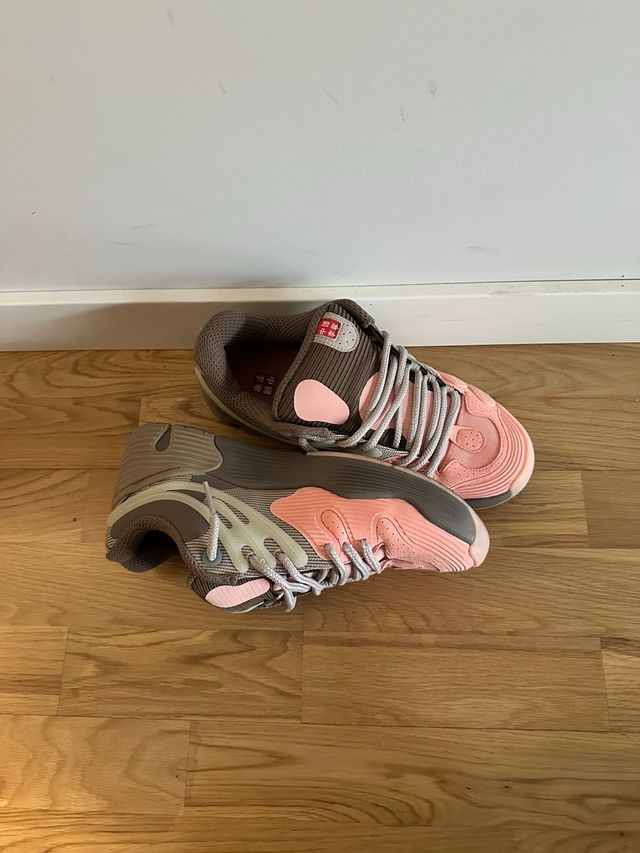 Sapatos Li-Ning x Icecream Cinza e Rosa