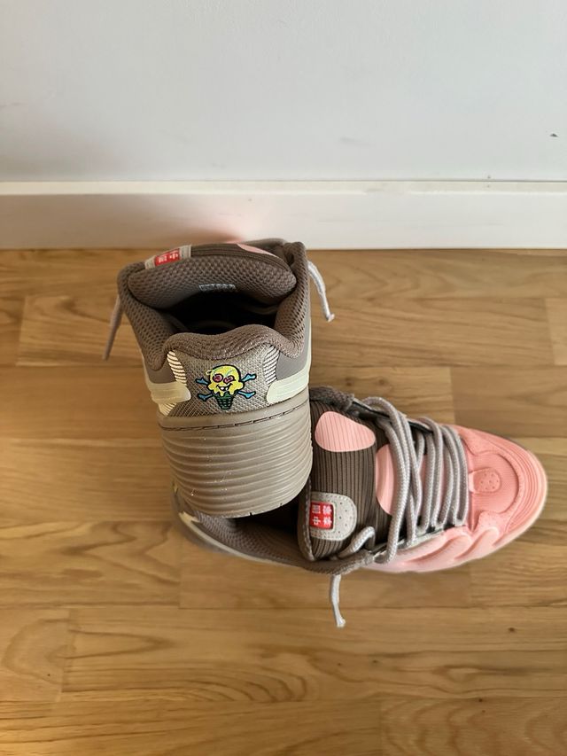 Sapatos Li-Ning x Icecream Cinza e Rosa