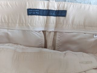 Pantalón de vestir beige Zara