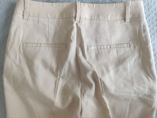 Pantalón de vestir beige Zara