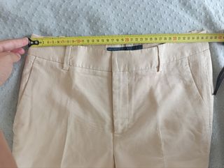 Pantalón de vestir beige Zara