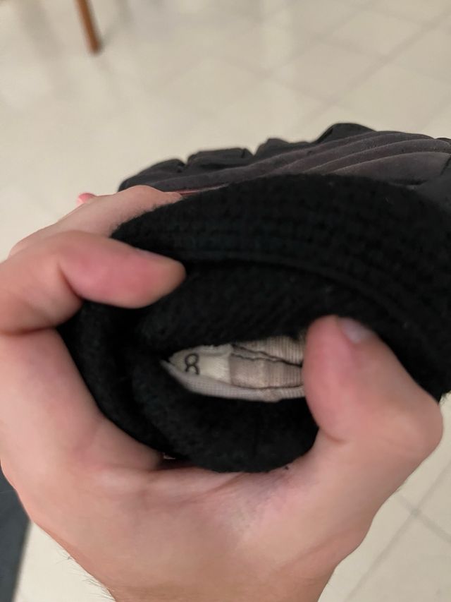 Guanti da sci neri con strisce