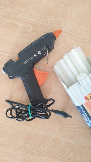 Pistola de cola caliente + barras