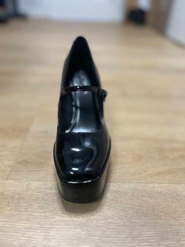 Zapato plataforma charol negro