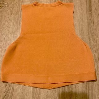 Top corto Zara color albaricoque Sin Mangas