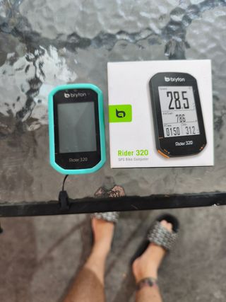 Bryton Rider 320 GPS Ciclocomputador