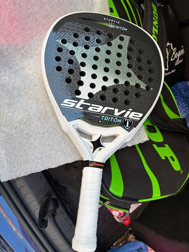 Pala de pádel Starvie TRITON nueva