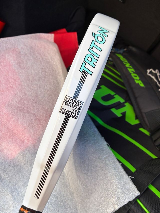 Pala de pádel Starvie TRITON nueva