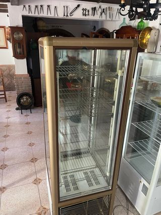 Vitrina Frigorífica expositora dulces y Postres