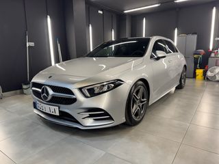 Centro de detailing y lavado de coches a mano