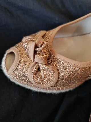 Zapatos mujer NUEVOS, tejido cobre brillante