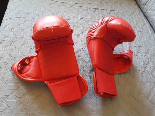 Guantillas de Karate Outshock Talla M