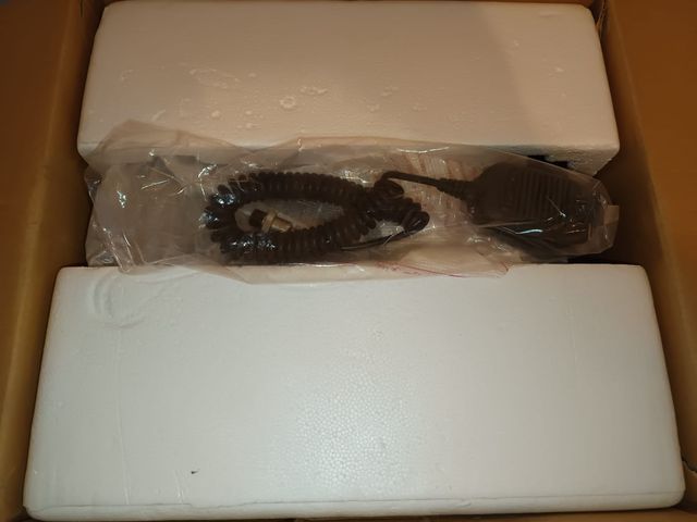 Emisora Icom IC-737 HF All Band Transceiver