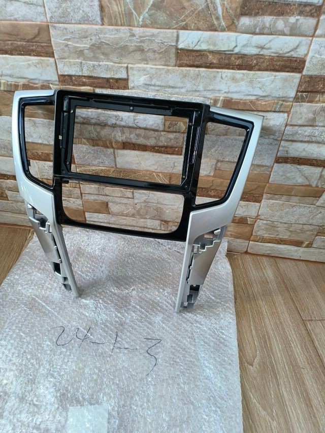 Consola  Pantalla Mitsubishi Triton 2015-2019