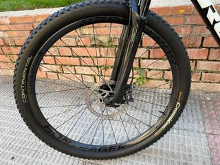 TREK SUPERCALIBER 29 CARBONO DOBLE FOX XT MTB BTT