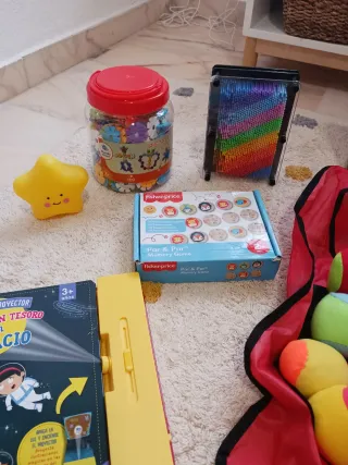 Lote de juegos y juguetes infantiles