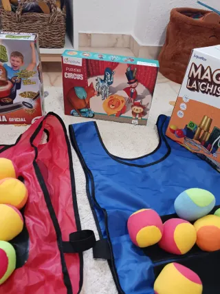 Lote de juegos y juguetes infantiles