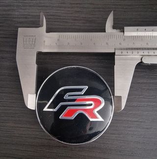 SEAT TAPAS LLANTAS EMBLEMA FR LOGO FR