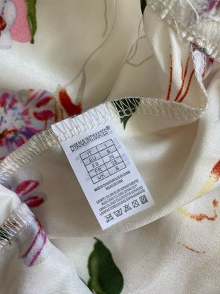 Pijama de seda floral