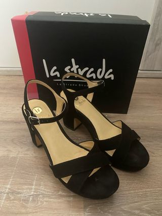 Tacones negros La Strada mujer
