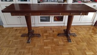 Mesa de comedor extensible de madera