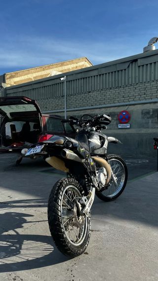 Yamaha DT 125 RE