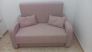 Sofá Cama Beige/Rosa 2 Plazas
Precio negociable 