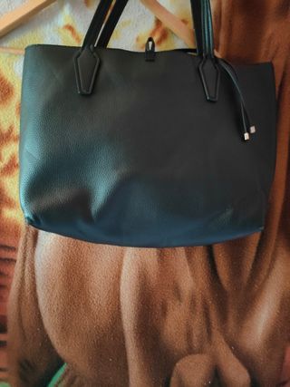 Bolso Guess Negro y Blanco