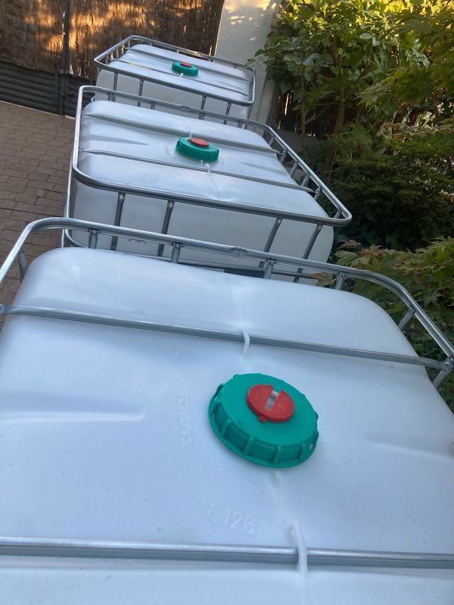 Depósito 1000L agua potable Shutz