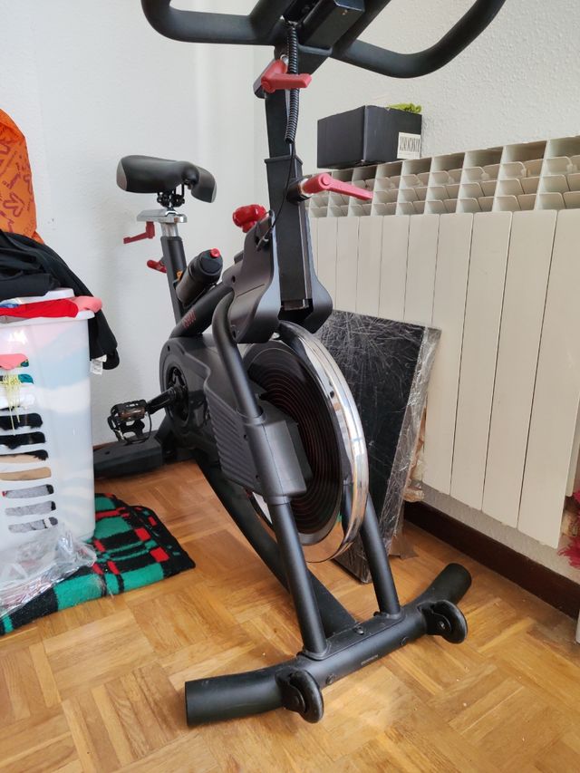 Bicicleta Spinning VS900 domyos
