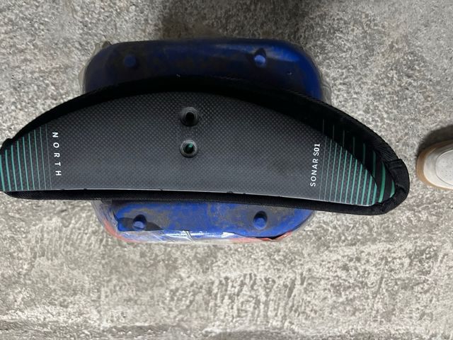 Ala wing y estabilizador North